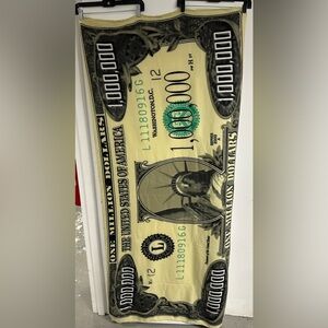 Million dollar fleece blanket in canvas tote complete with journal.